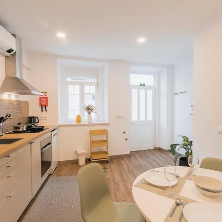 77 - Village I Lägenhet *